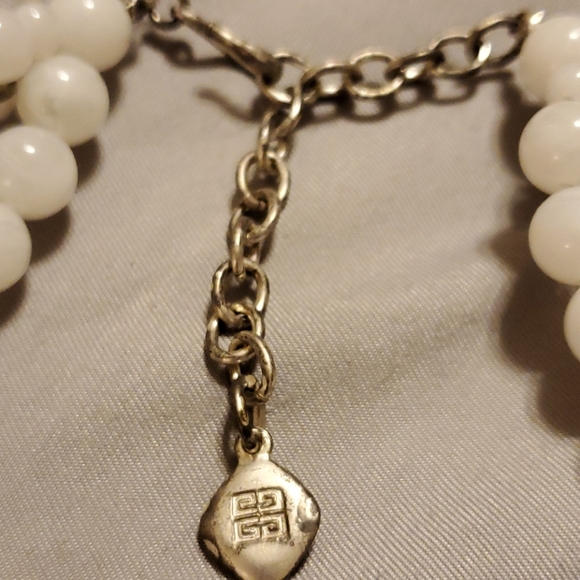 GIVENCHY Sterling silver 925,white faux pearls - Picture 3 of 6